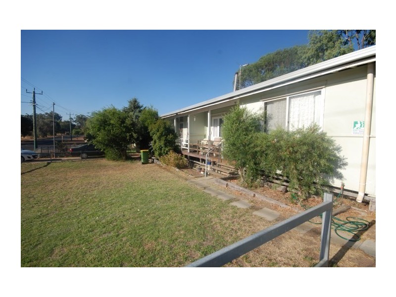 21b Lefroy Street, Narrogin WA 6312