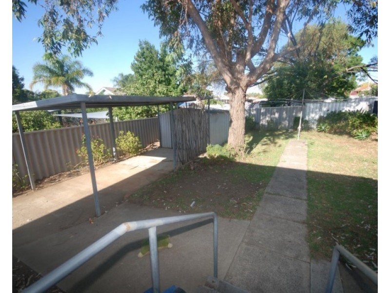 21A Lefroy Street, Narrogin WA 6312