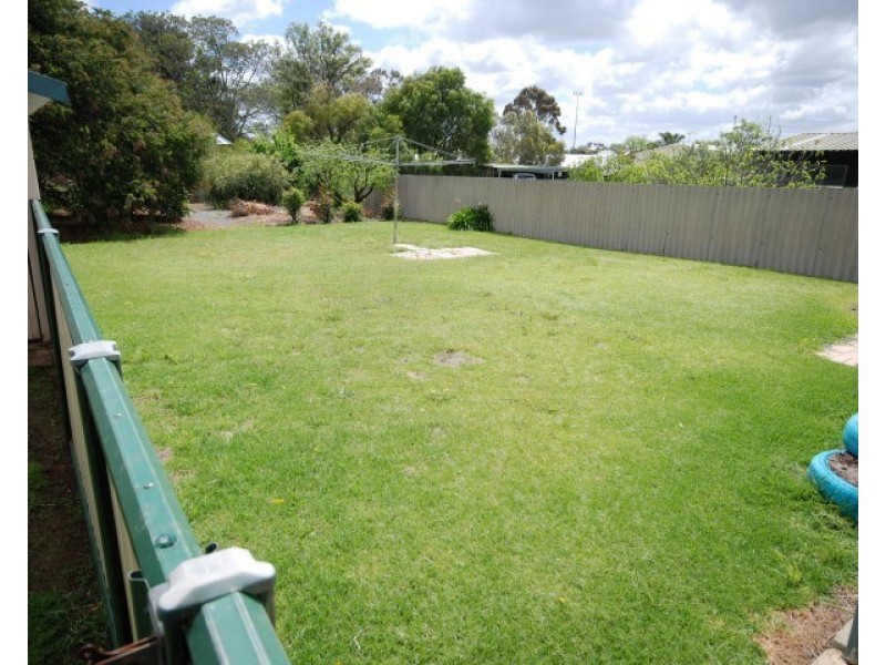 84 Ensign Street, Narrogin WA 6312