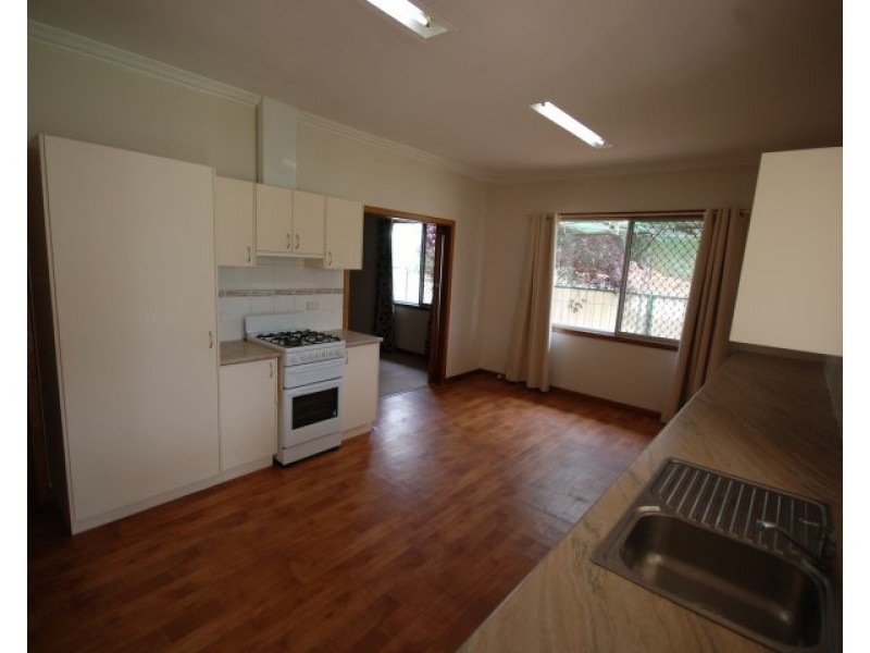 84 Ensign Street, Narrogin WA 6312