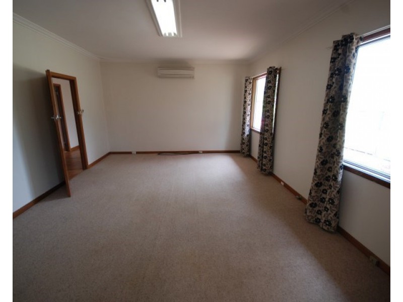 84 Ensign Street, Narrogin WA 6312