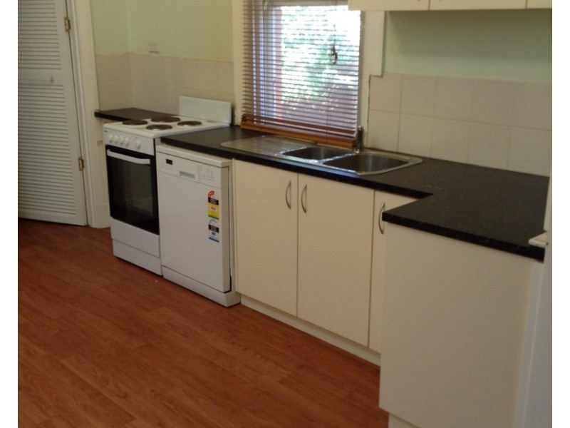 9 Clayton Road, Narrogin WA 6312