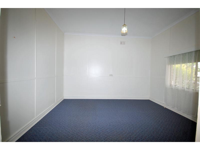 24 Furnival Street, Narrogin WA 6312
