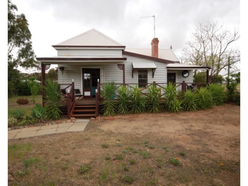 28 Raglan Street, Pingelly WA 6308
