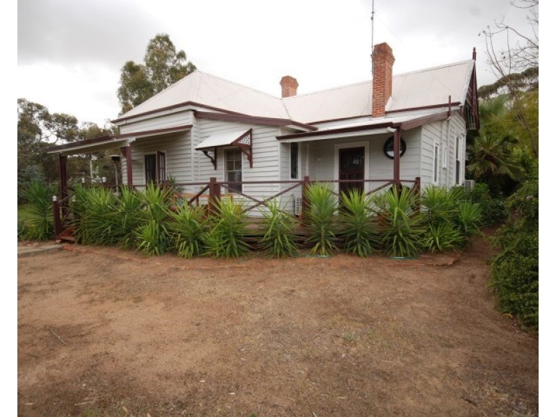 28 Raglan Street, Pingelly WA 6308