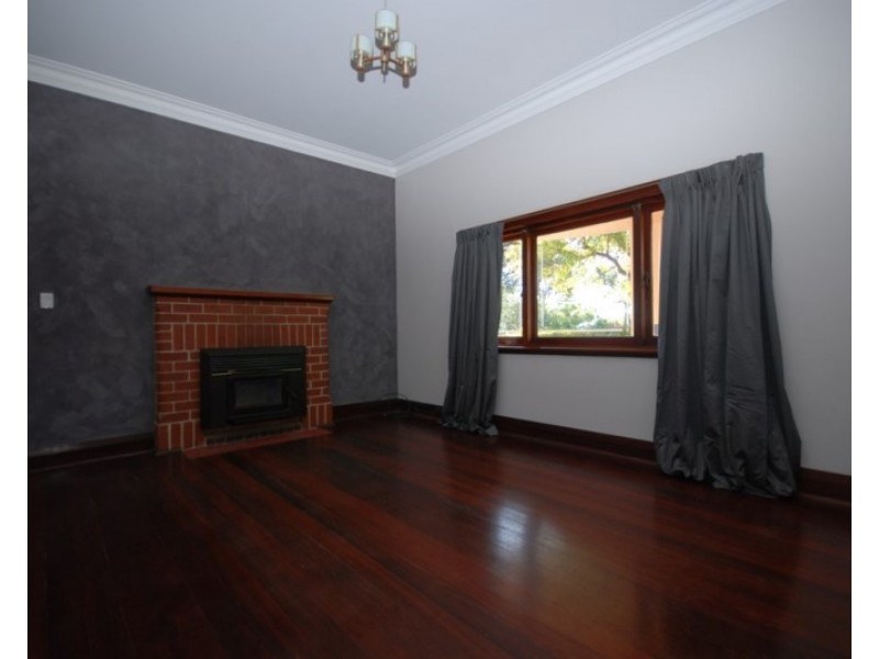 21 Williams Road, Narrogin WA 6312