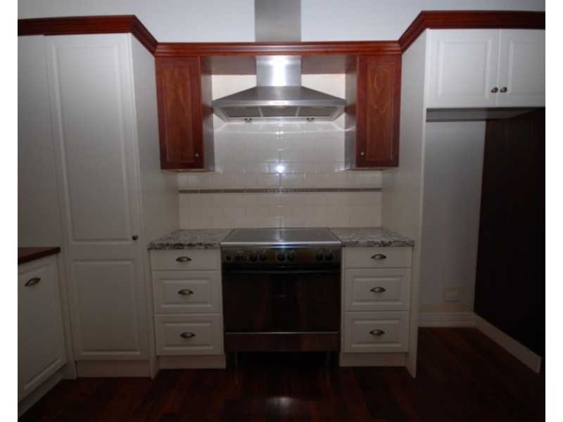 21 Williams Road, Narrogin WA 6312