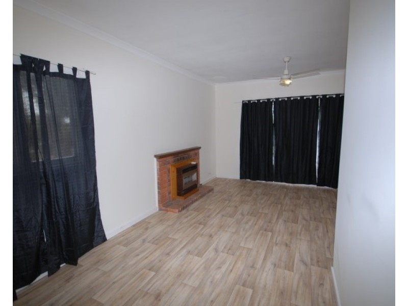 7 Bunbury Street, Narrogin WA 6312