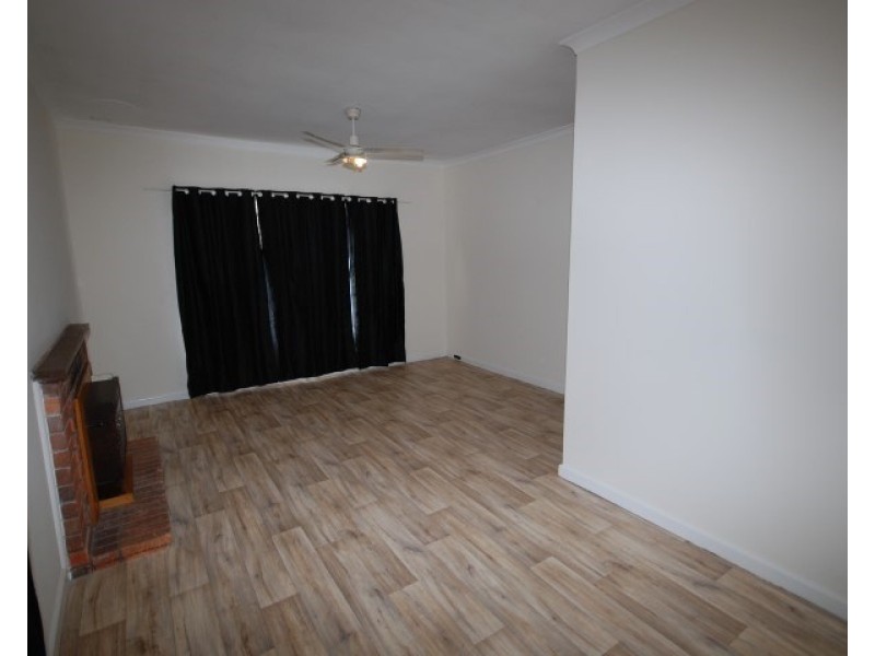 7 Bunbury Street, Narrogin WA 6312