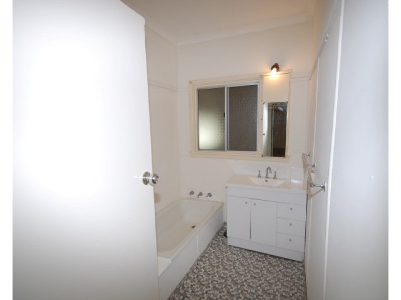 7 Bunbury Street, Narrogin WA 6312