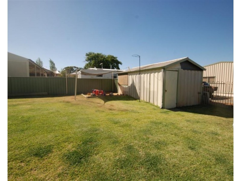 42 Doney Street, Narrogin WA 6312