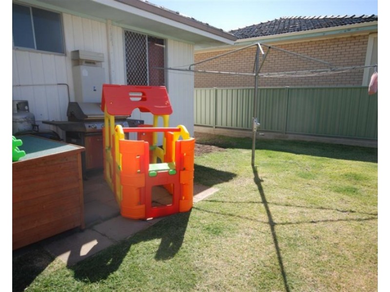 42 Doney Street, Narrogin WA 6312