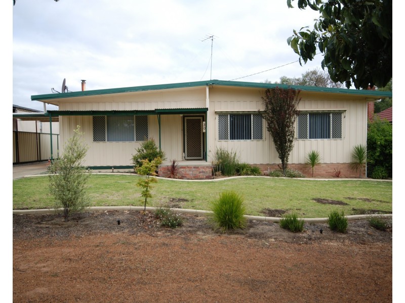 30 HOMER Street, Narrogin WA 6312