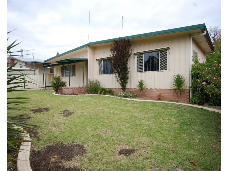 30 HOMER Street, Narrogin WA 6312