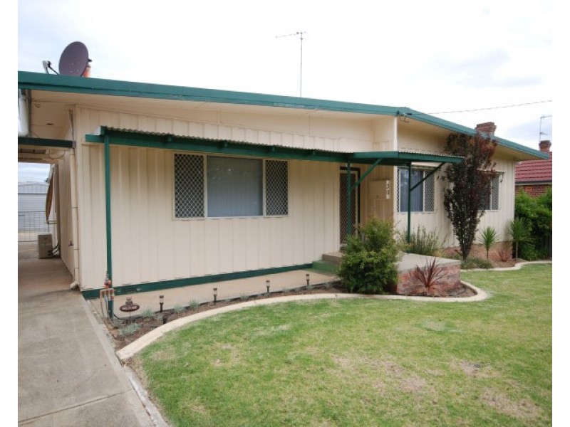 30 HOMER Street, Narrogin WA 6312