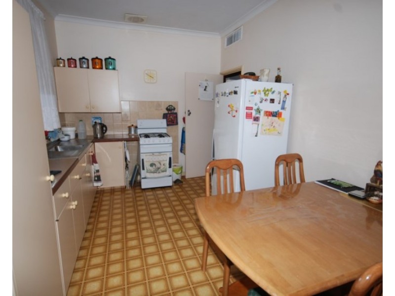 33 Felspar Street, Narrogin WA 6312