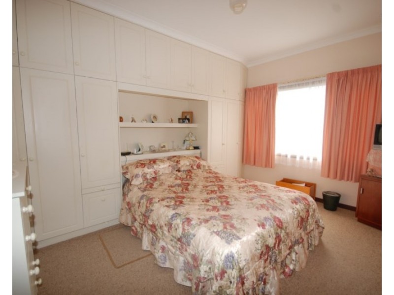 33 Felspar Street, Narrogin WA 6312