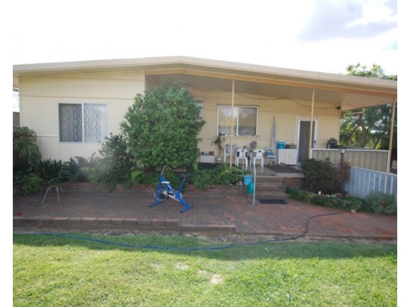 33 Felspar Street, Narrogin WA 6312