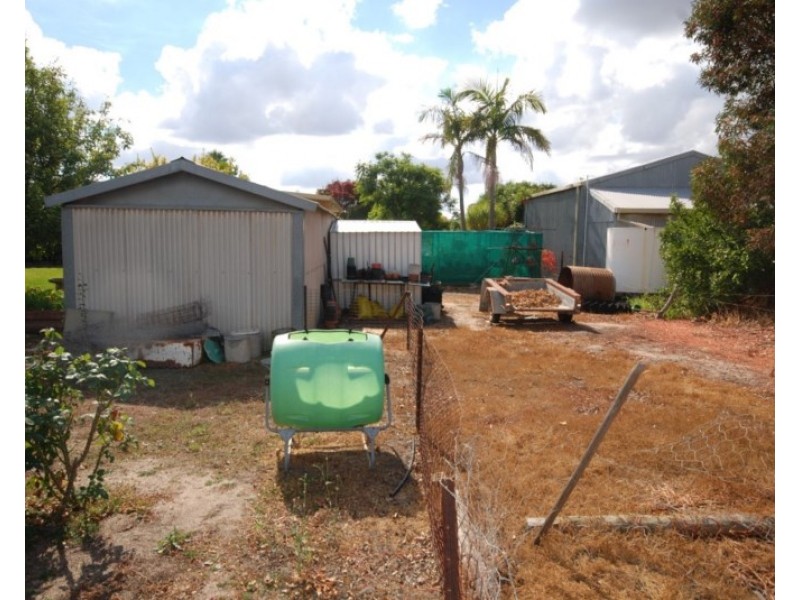 33 Felspar Street, Narrogin WA 6312