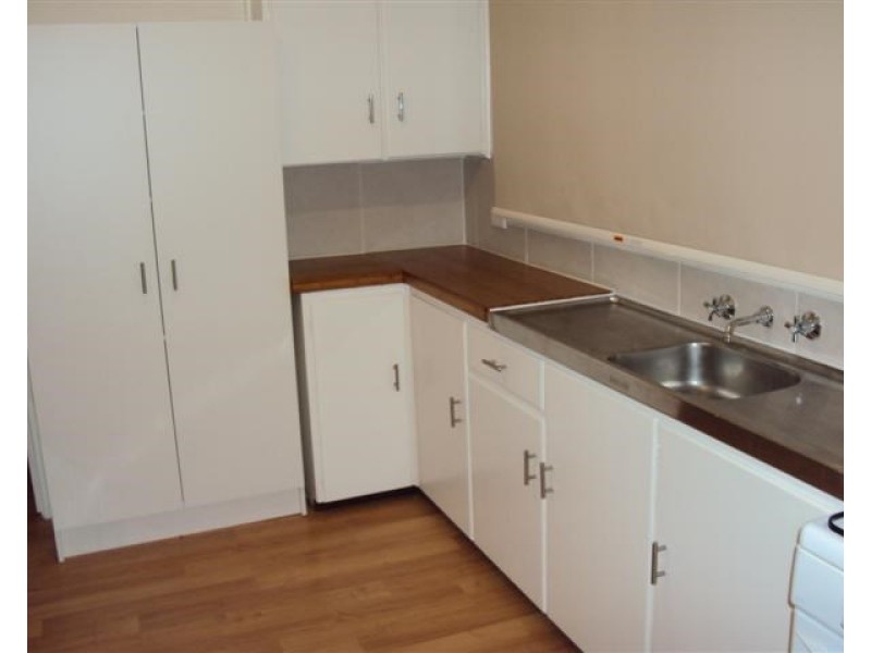 12 Clark Street, Narrogin WA 6312