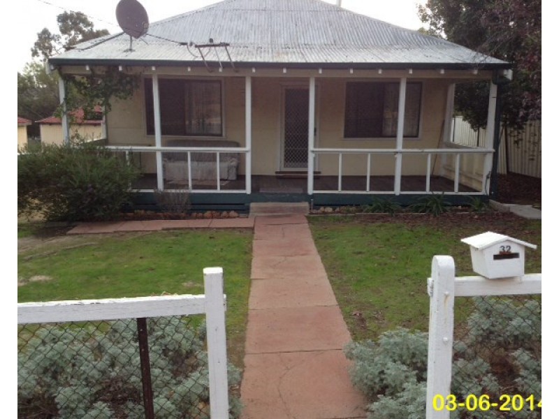 32 Butler Street, Narrogin WA 6312