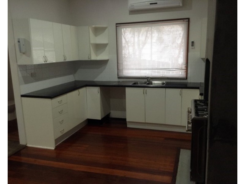 8 Forrest Street, Narrogin WA 6312