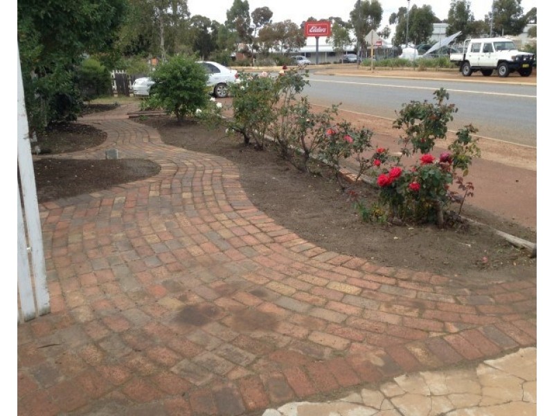 8 Forrest Street, Narrogin WA 6312