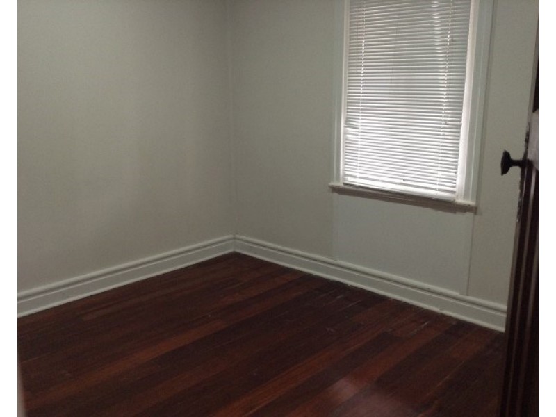 8 Forrest Street, Narrogin WA 6312