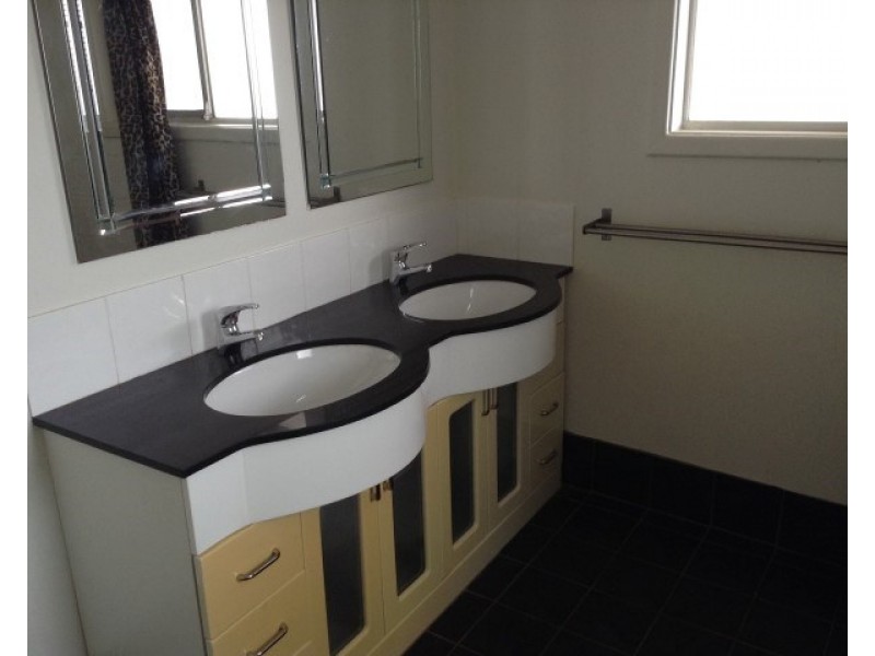 8 Forrest Street, Narrogin WA 6312