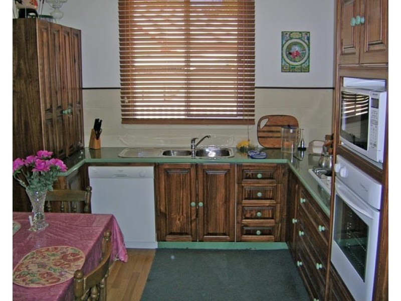 64 Fox Street, Narrogin WA 6312