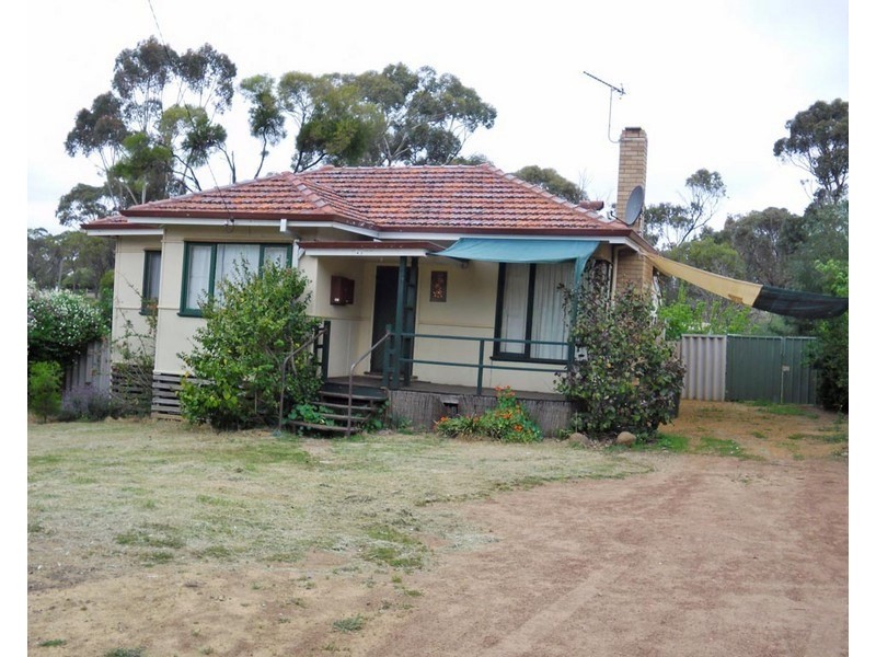 43 Eliot Street, Pingelly WA 6308