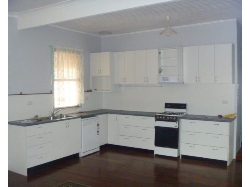 26 Lock Street, Narrogin WA 6312