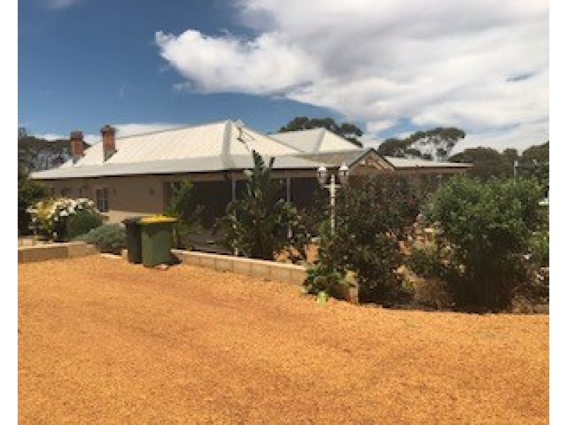 24 Balfour Street, Pingelly WA 6308