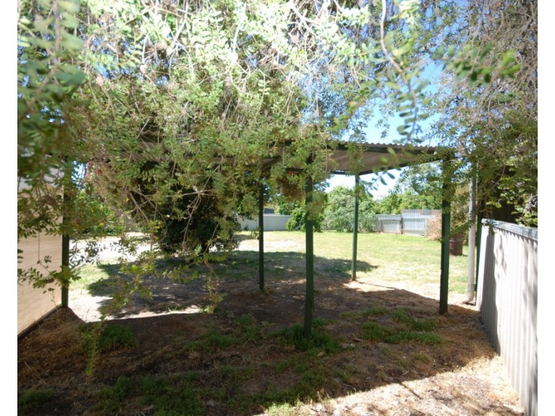 87 Clayton Road, Narrogin WA 6312