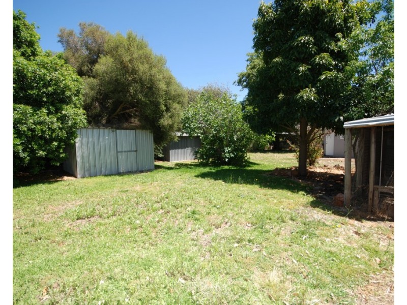 87 Clayton Road, Narrogin WA 6312