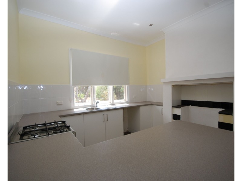 17 Felspar Street, Narrogin WA 6312