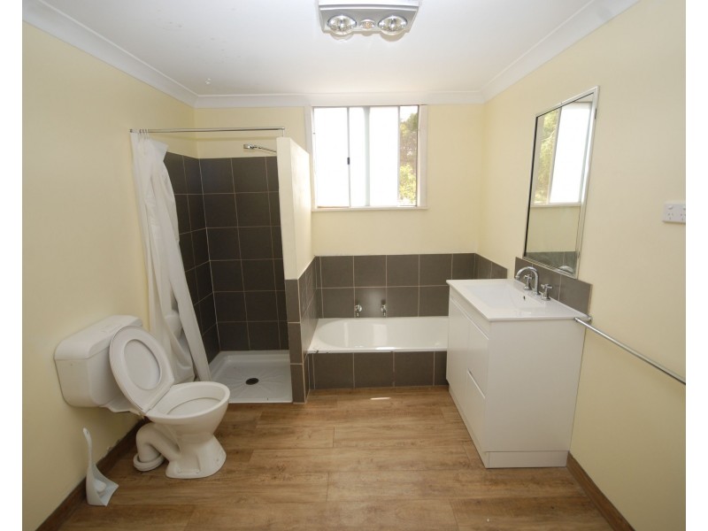 17 Felspar Street, Narrogin WA 6312