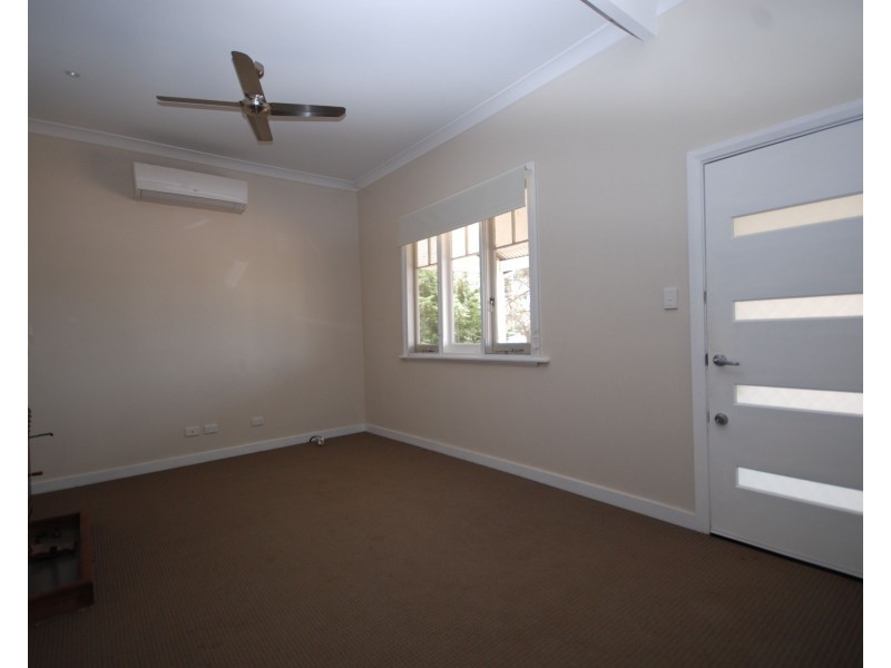 17 Felspar Street, Narrogin WA 6312