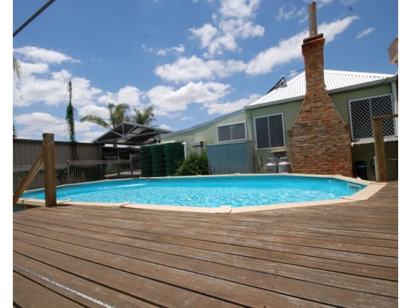 1 Martin Street, Narrogin WA 6312