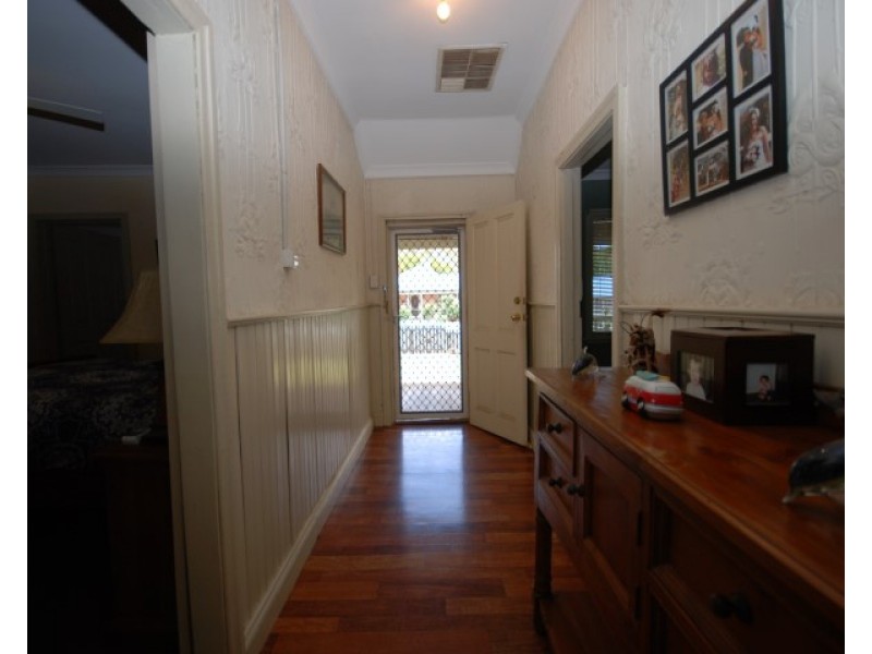 1 Martin Street, Narrogin WA 6312