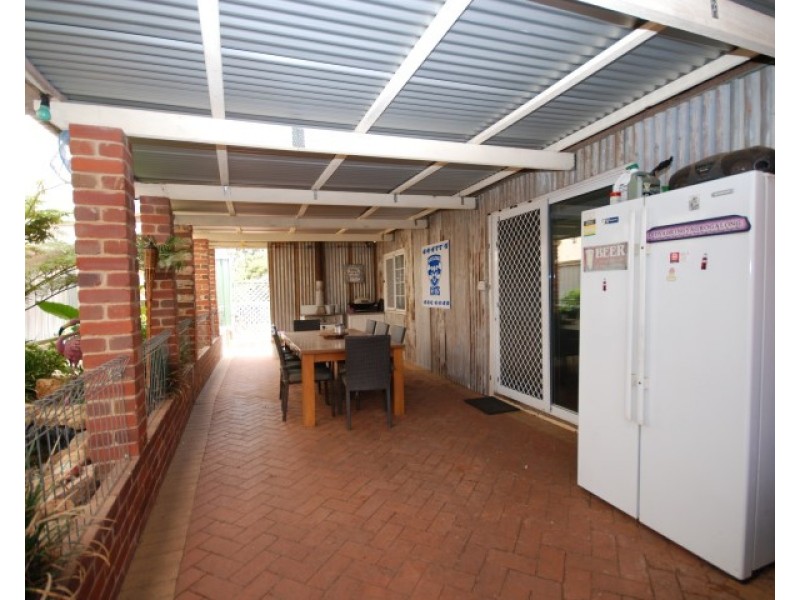 1 Martin Street, Narrogin WA 6312