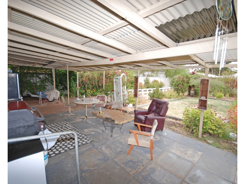 8 Urban Street, Wagin WA 6315