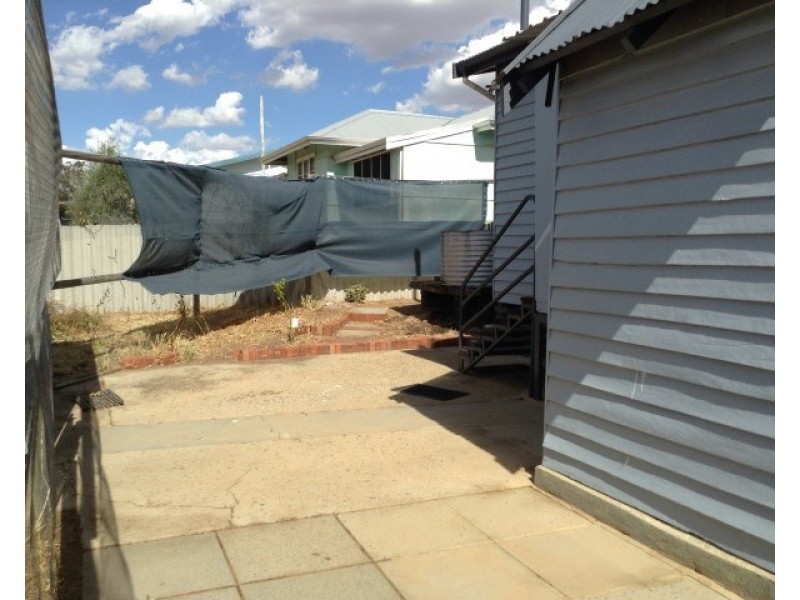 77 Fox Street, Narrogin WA 6312