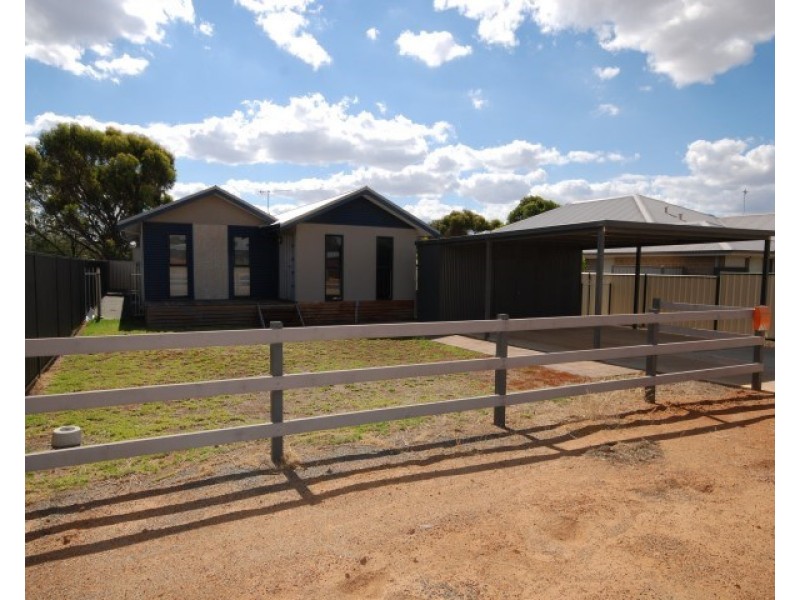 17D Fox Street, Narrogin WA 6312