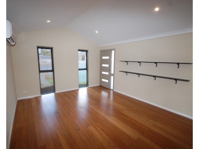 17D Fox Street, Narrogin WA 6312