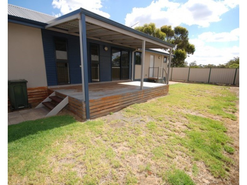 17D Fox Street, Narrogin WA 6312