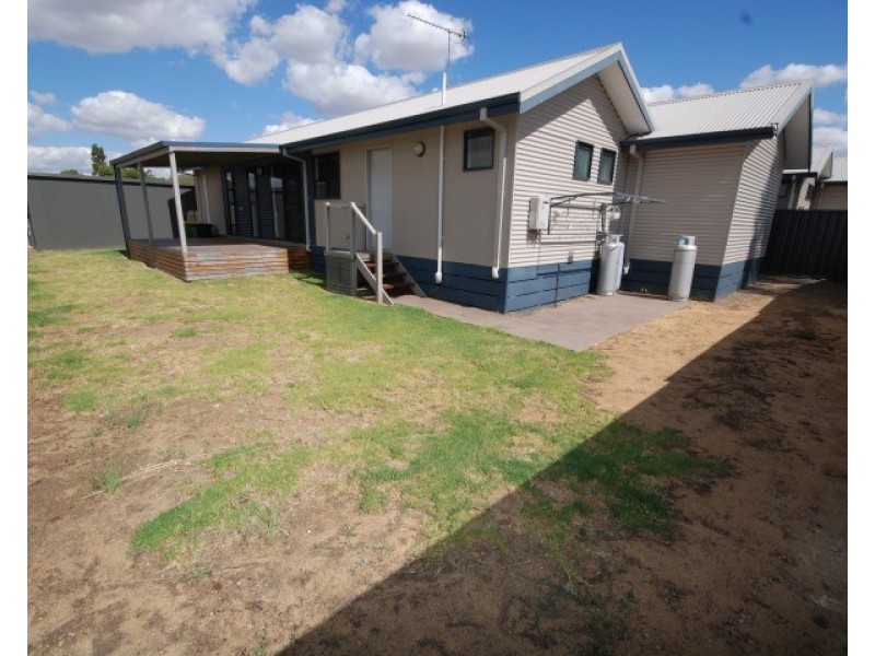 17D Fox Street, Narrogin WA 6312