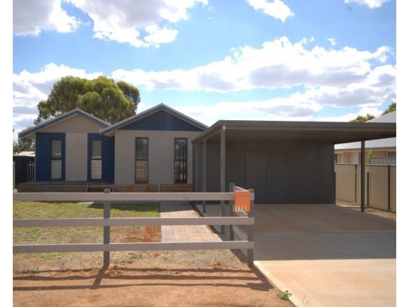 17D Fox Street, Narrogin WA 6312