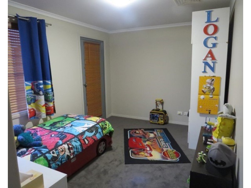 25 Hansard Street, Narrogin WA 6312