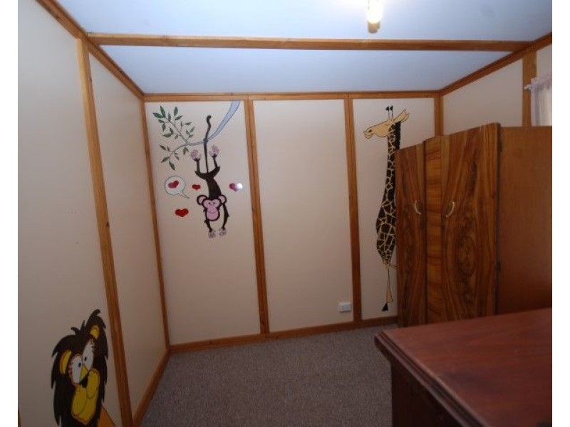 54 Lefroy Street, Brookton WA 6306